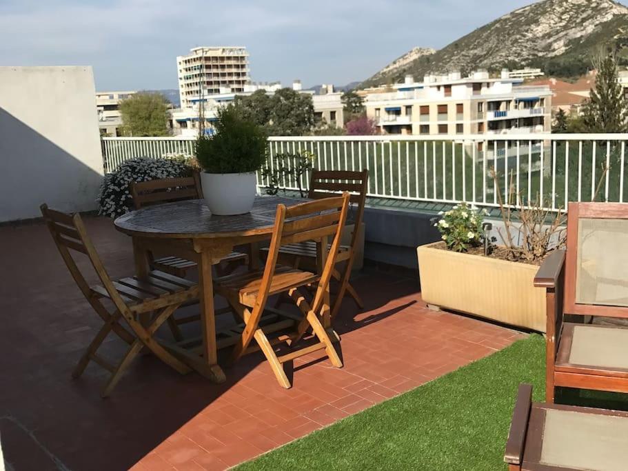 Apt Proche Des Calanques Marseille Luaran gambar